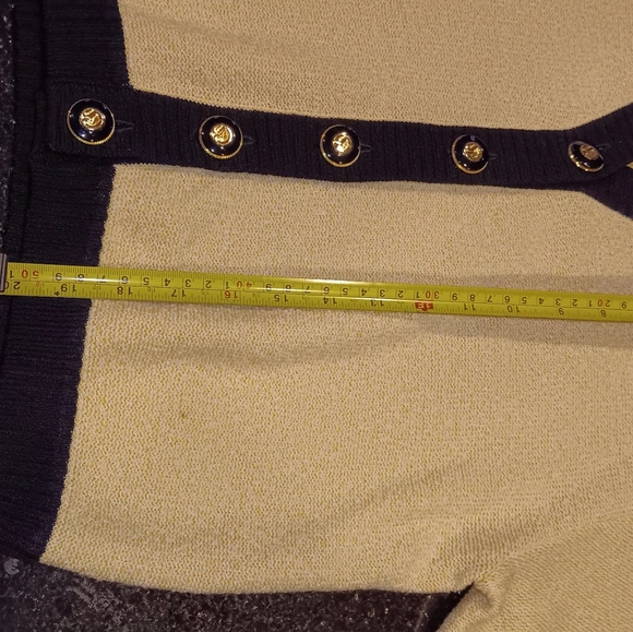 ST. JOHN Collection Vintage Knit button Cardigan Only! - Picture 10 of 15